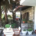 Papatzikos Traditional 3* Néosz Marmarász