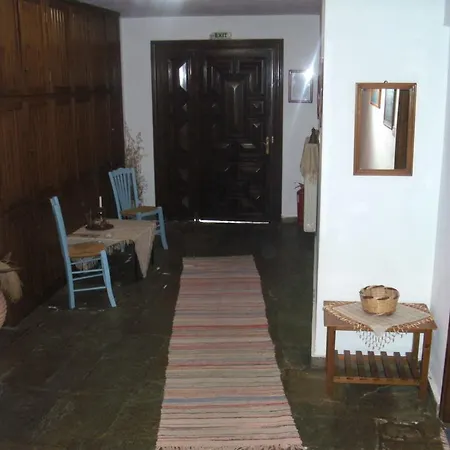 Papatzikos Traditional