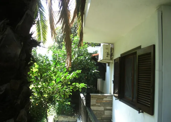 Papatzikos Traditional 3*