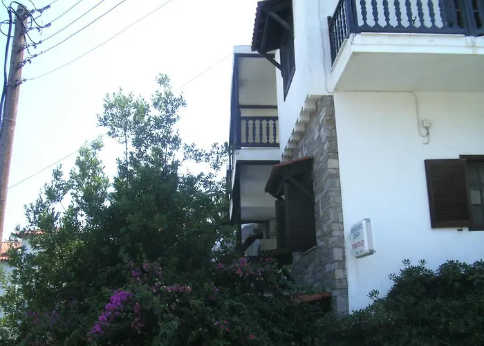 Papatzikos Traditional Aparthotel