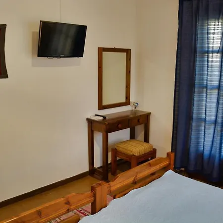 Papatzikos Traditional Aparthotel Neos Marmaras