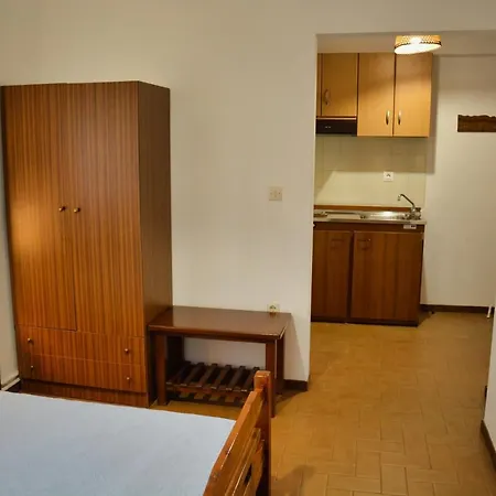 Aparthotel Papatzikos Traditional 2*