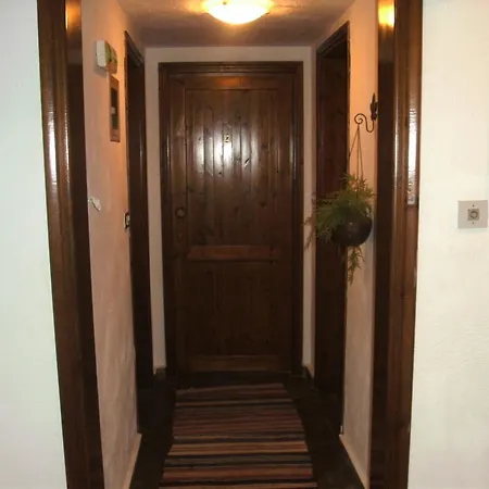 Papatzikos Traditional Aparthotel 2*