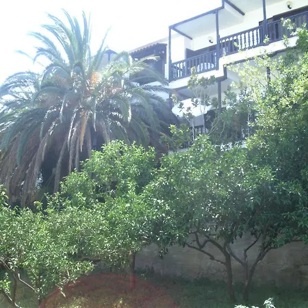 Papatzikos Traditional 3*