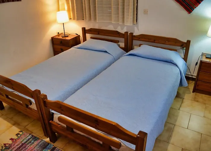 Papatzikos Traditional Néos Marmarás