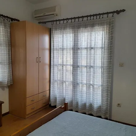 Aparthotel Papatzikos Traditional Néos Marmarás