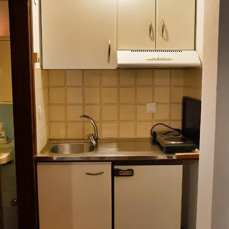 Papatzikos Traditional 3*