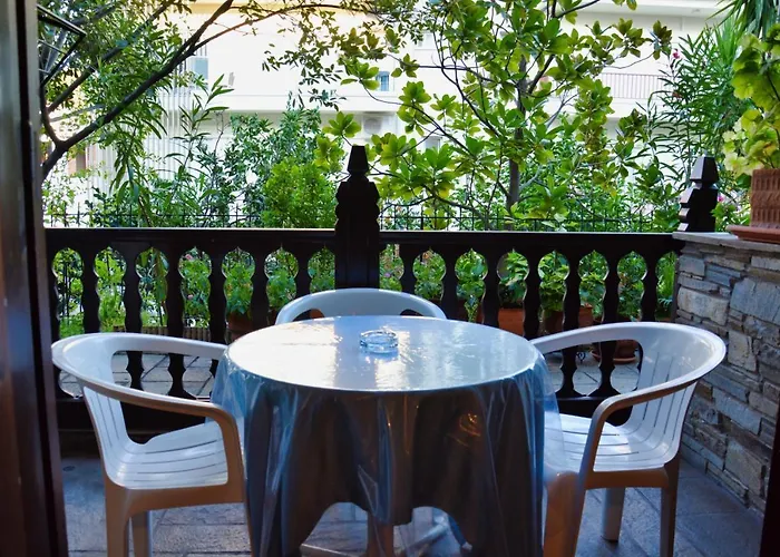 Papatzikos Traditional 3* Νέος Μαρμαράς