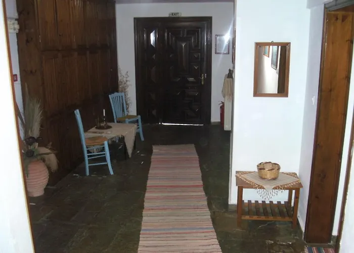 Papatzikos Traditional